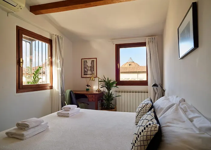 On The Duomo - Super Chic *