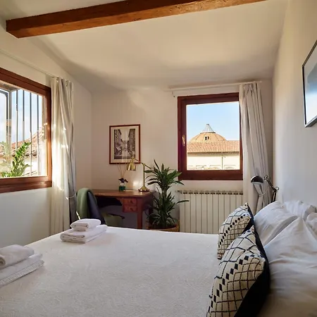 On The Duomo - Super Chic *