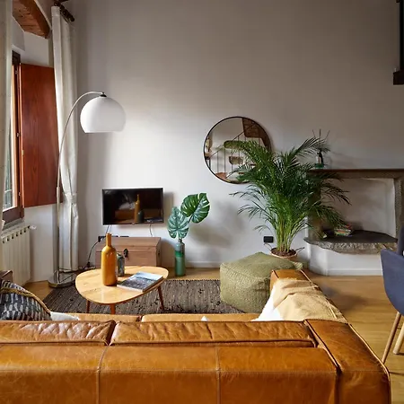 On The Duomo - Super Chic Apartment *