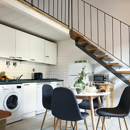 On The Duomo - Super Chic